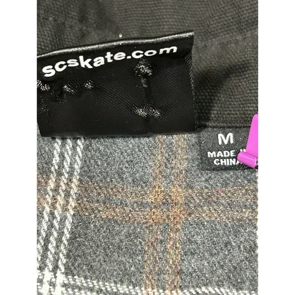 Santa Cruz Skateboard Longsleeve Button Up Shirt Screaming Hand‎ Utility Black - Picture 11 of 16